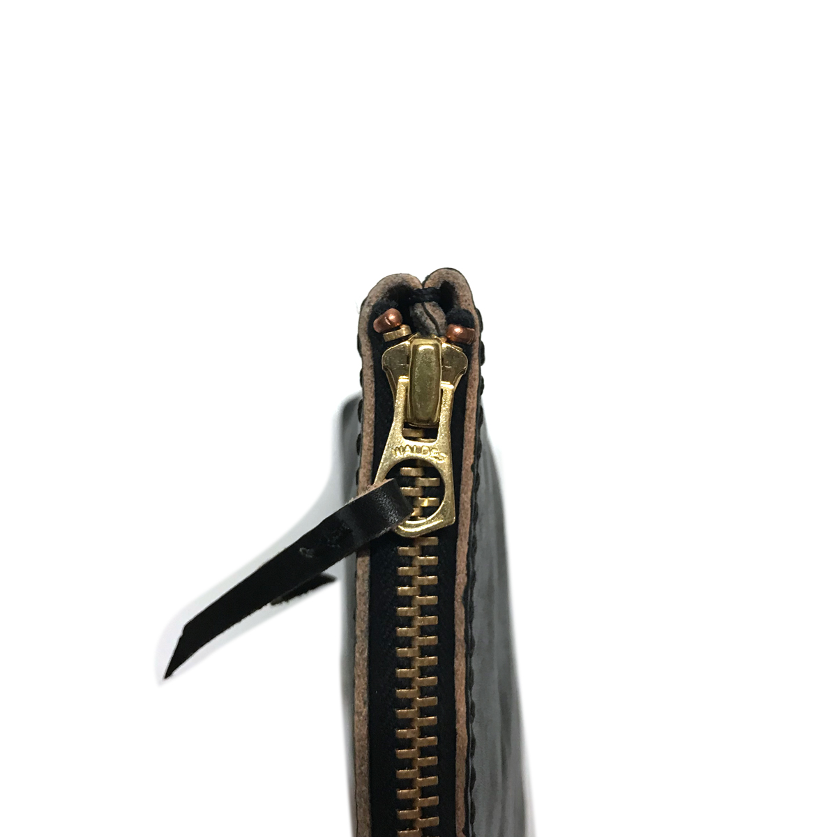 ZIP Leather pouch