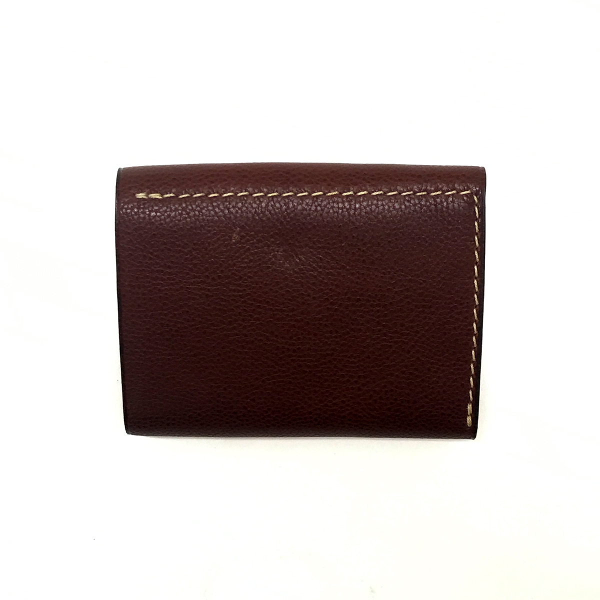Grain Leather Hand Stitch 3 holding wallet